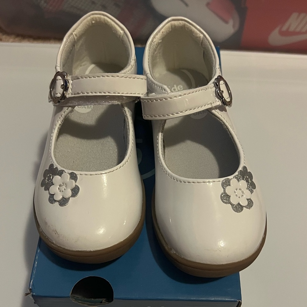 Mary Jane Flat 8.5c